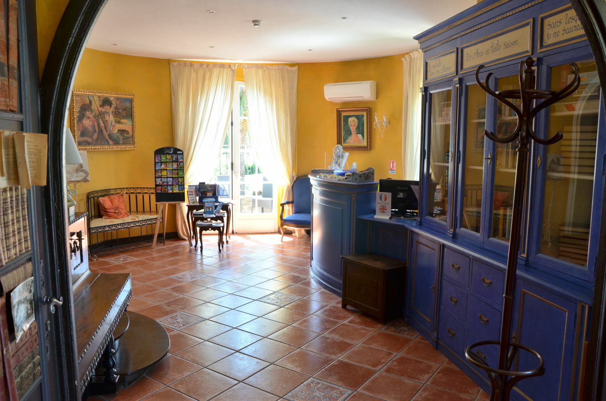 Hotel Villa Des Anges Grimaud Exterior photo