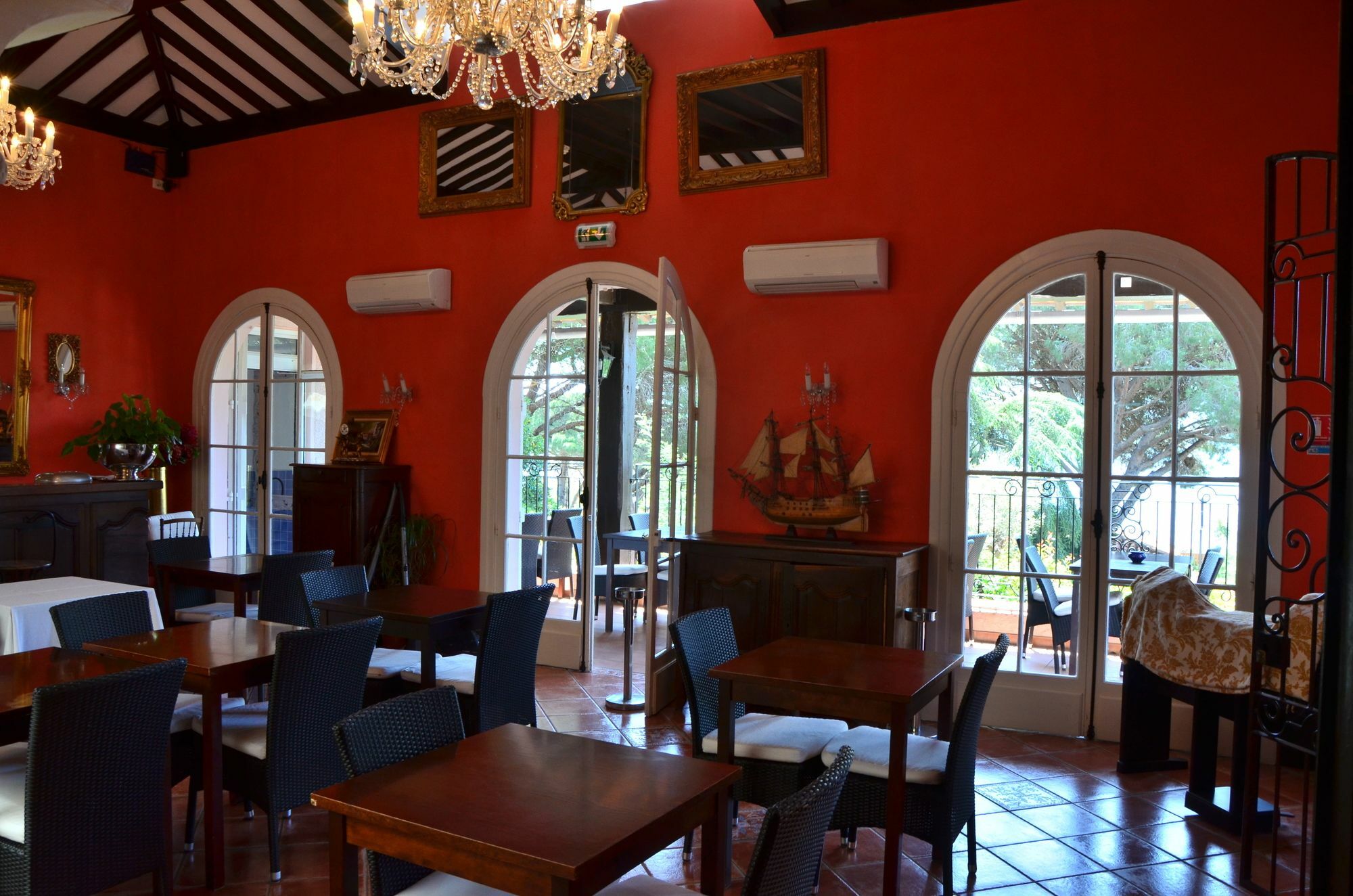 Hotel Villa Des Anges Grimaud Exterior photo